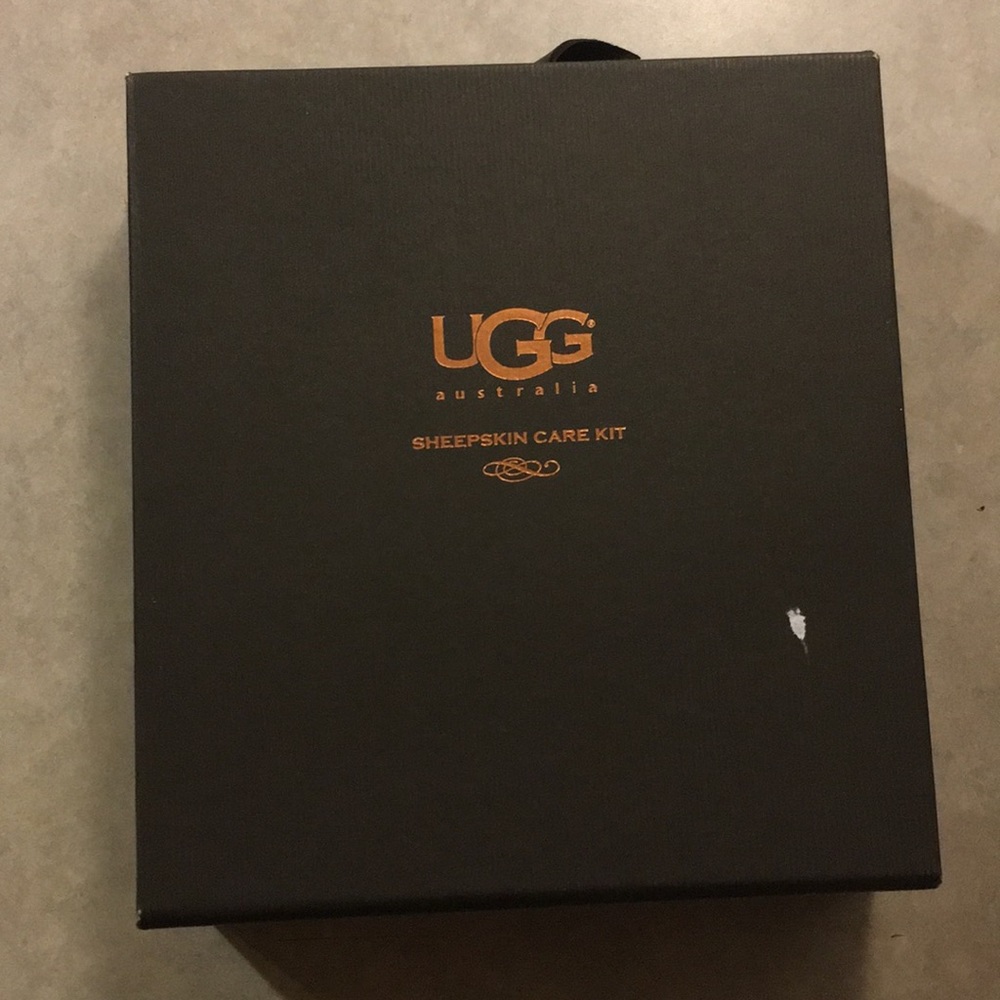 Ugg sheepskin protector